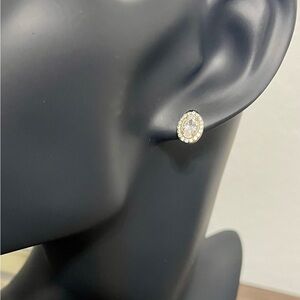 Halo Oval Cz Earring / Halo Ovalado Aretes